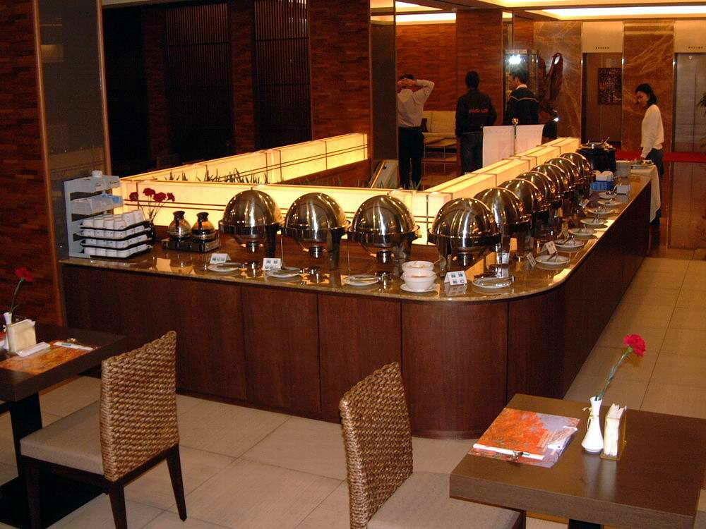 The Premier Hotel Tainan Buitenkant foto