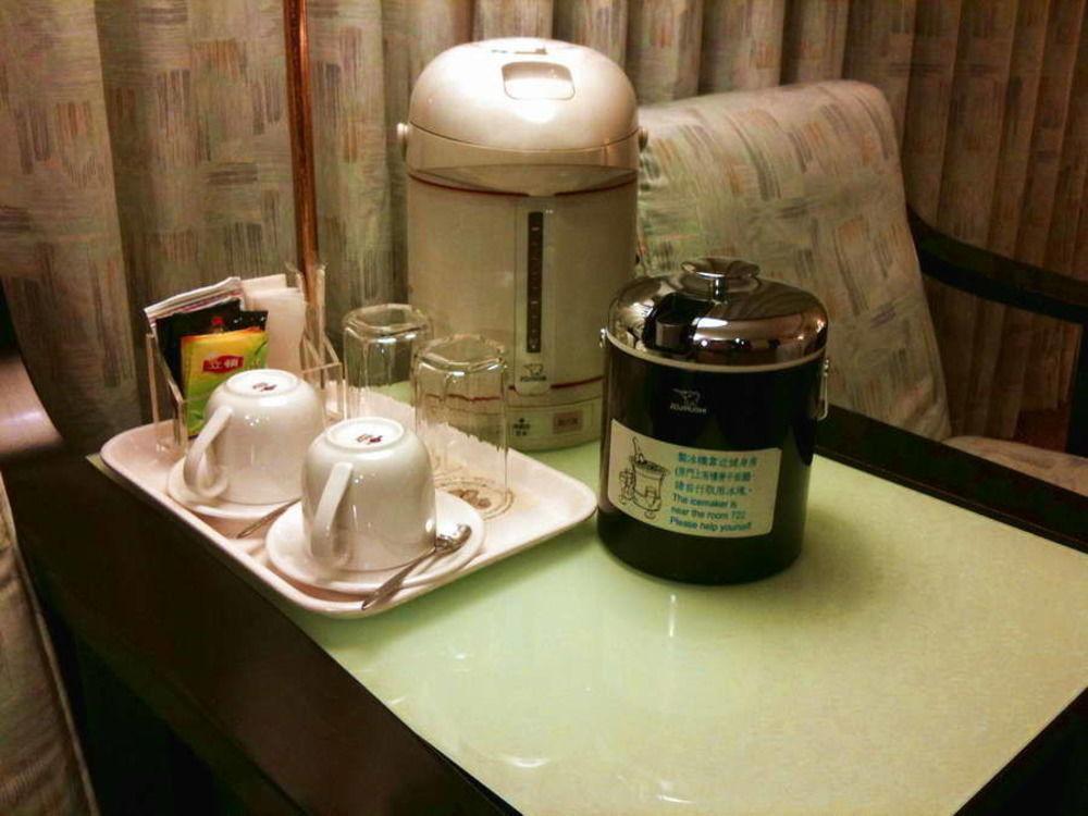 The Premier Hotel Tainan Buitenkant foto