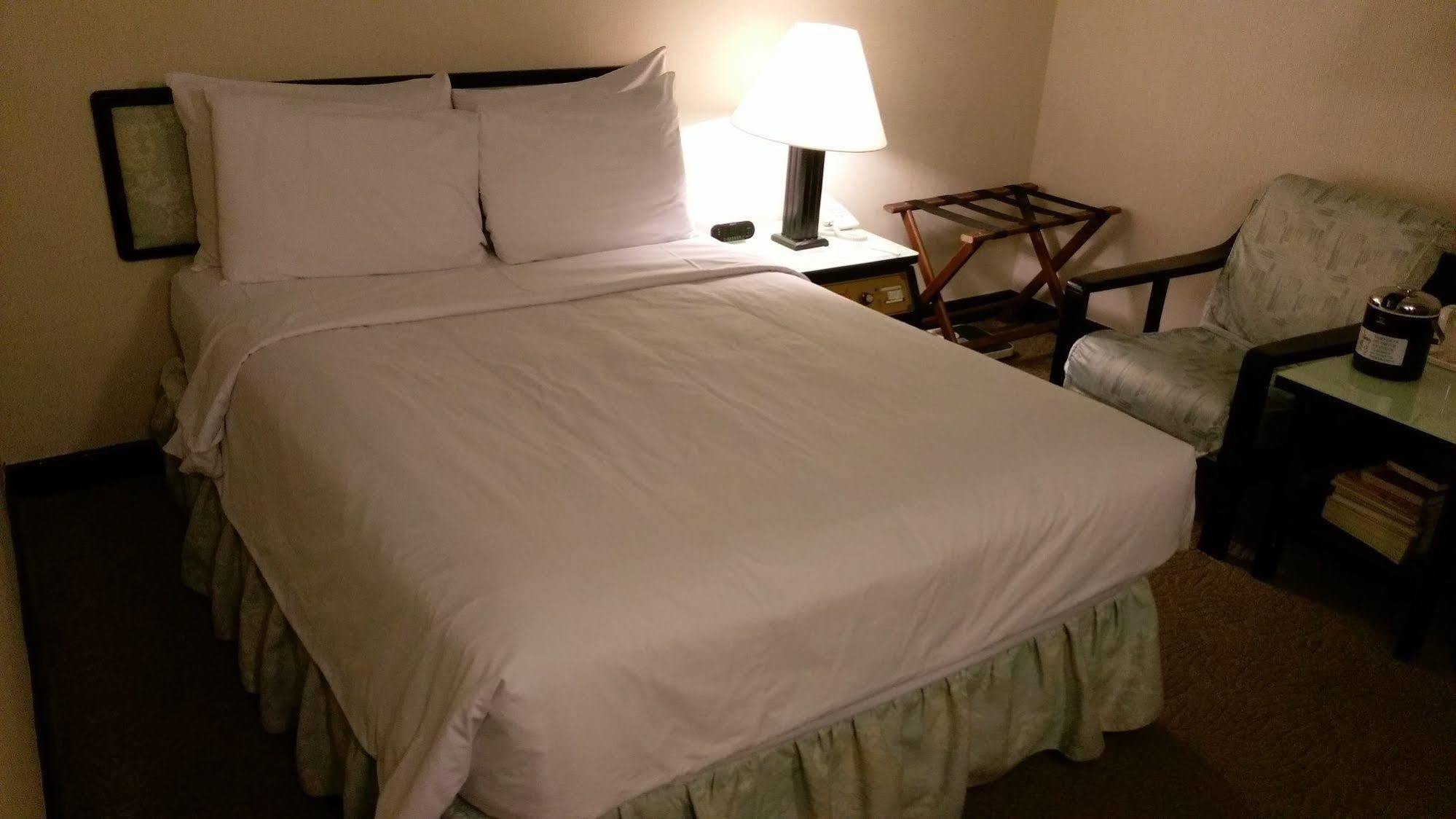 The Premier Hotel Tainan Buitenkant foto