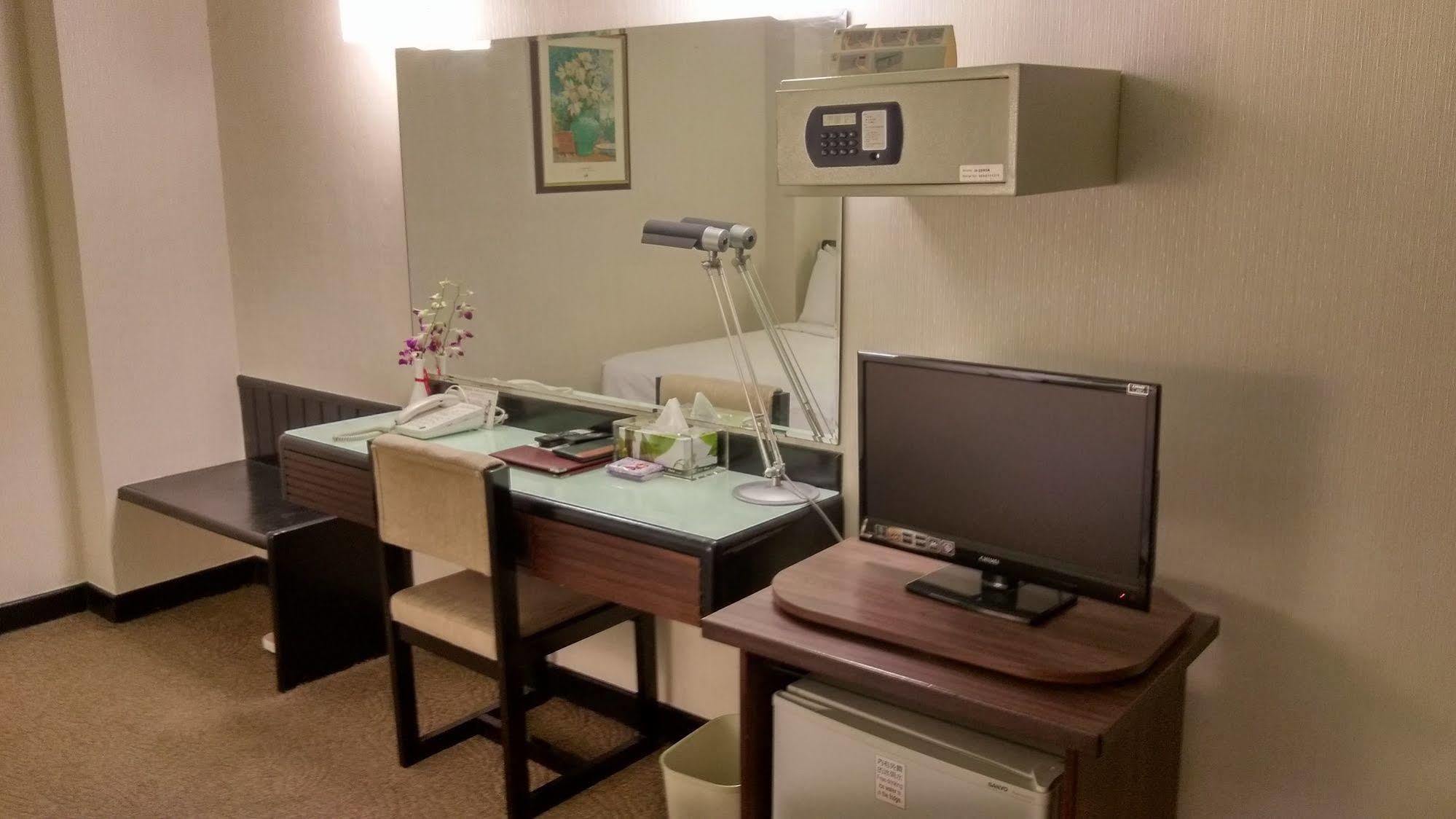 The Premier Hotel Tainan Buitenkant foto